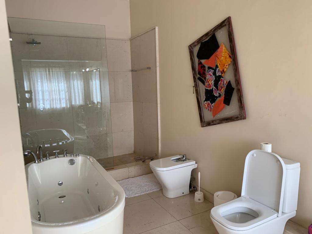 Acacia Inn Guesthouse マプト エクステリア 写真